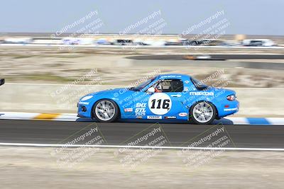 media/Jan-25-2025-CalClub SCCA (Sat) [[03c98a249e]]/Race 1/